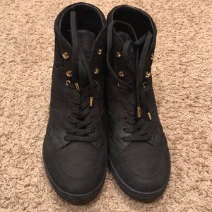 Louis Vuitton Black Monogram Booties Size 41/10.